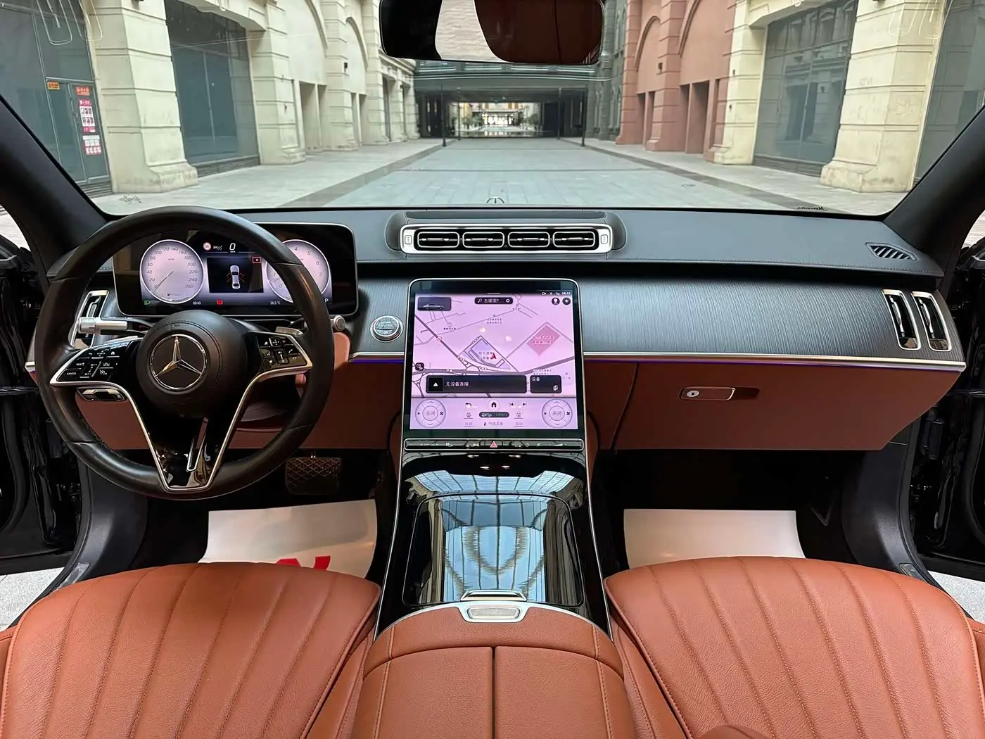 Mercedes-Benz S-Class 2023 — Photo 7/20