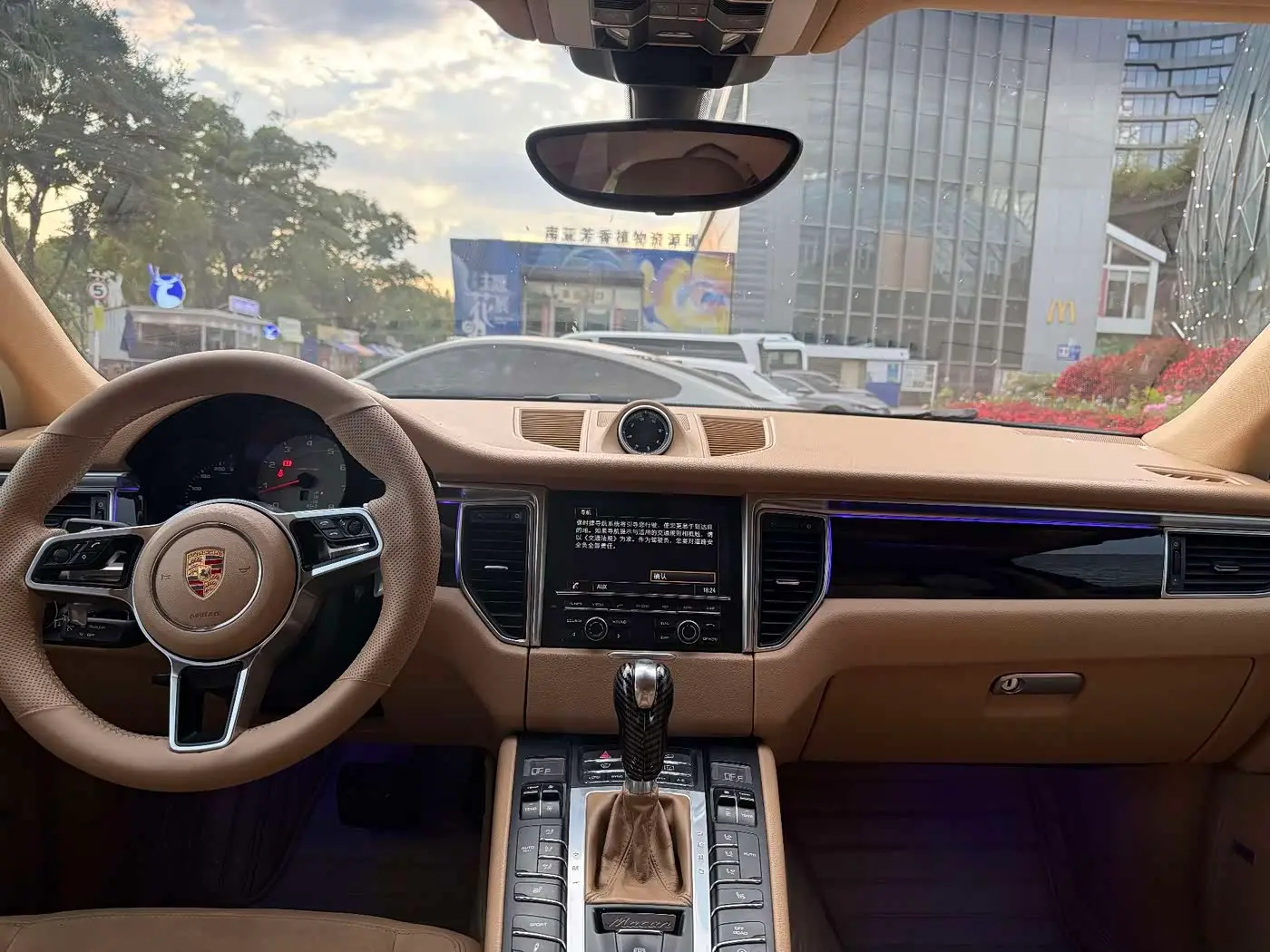 Porsche Macan 2014 — ფოტო 5/15
