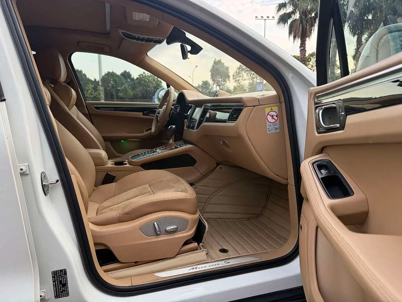 Porsche Macan 2014 — ფოტო 7/15