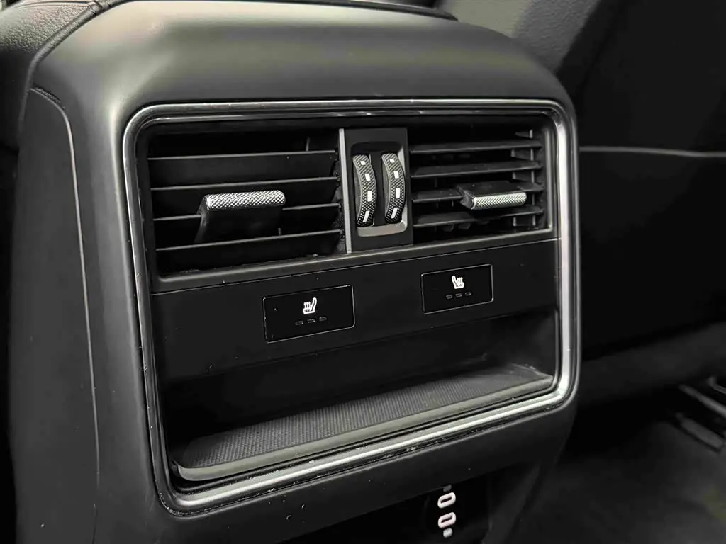 Porsche Cayenne 2021 — Photo 10/20