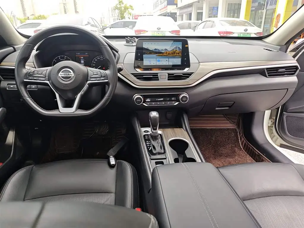Nissan Teana 2023 — Şəkil 10/20