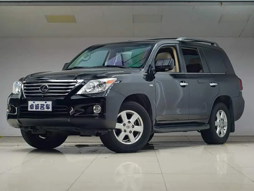 Lexus LX, 2011