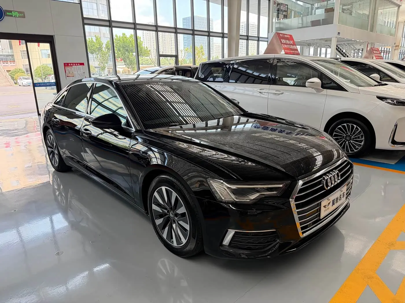 Audi A6L 2020 — Photo 3/20