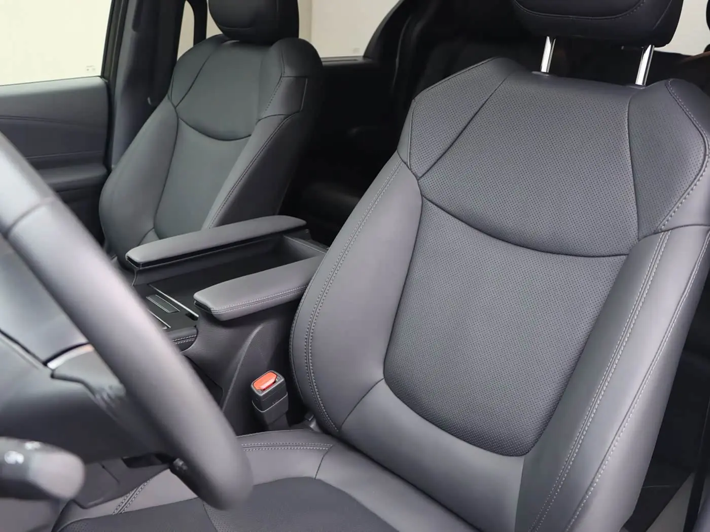 Toyota Sienna 2025 — Photo 7/20