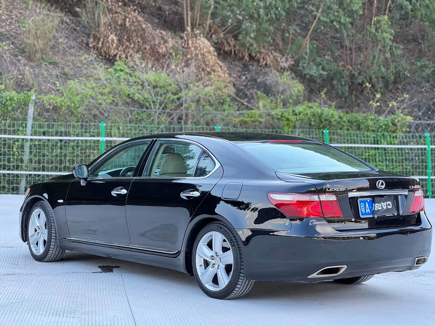 Lexus LS 2007 — Photo 2/13