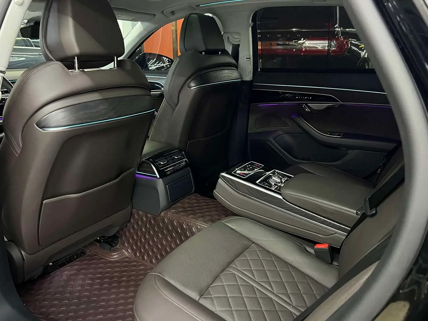 Audi A8 2021 — Photo 9/10