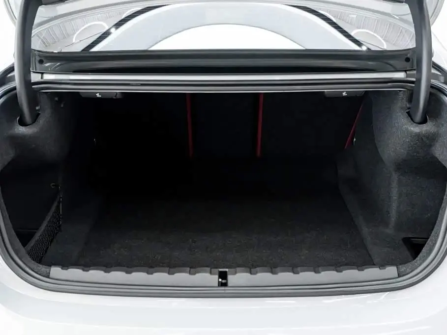 BMW 4 Series 2025 — Photo 12/20