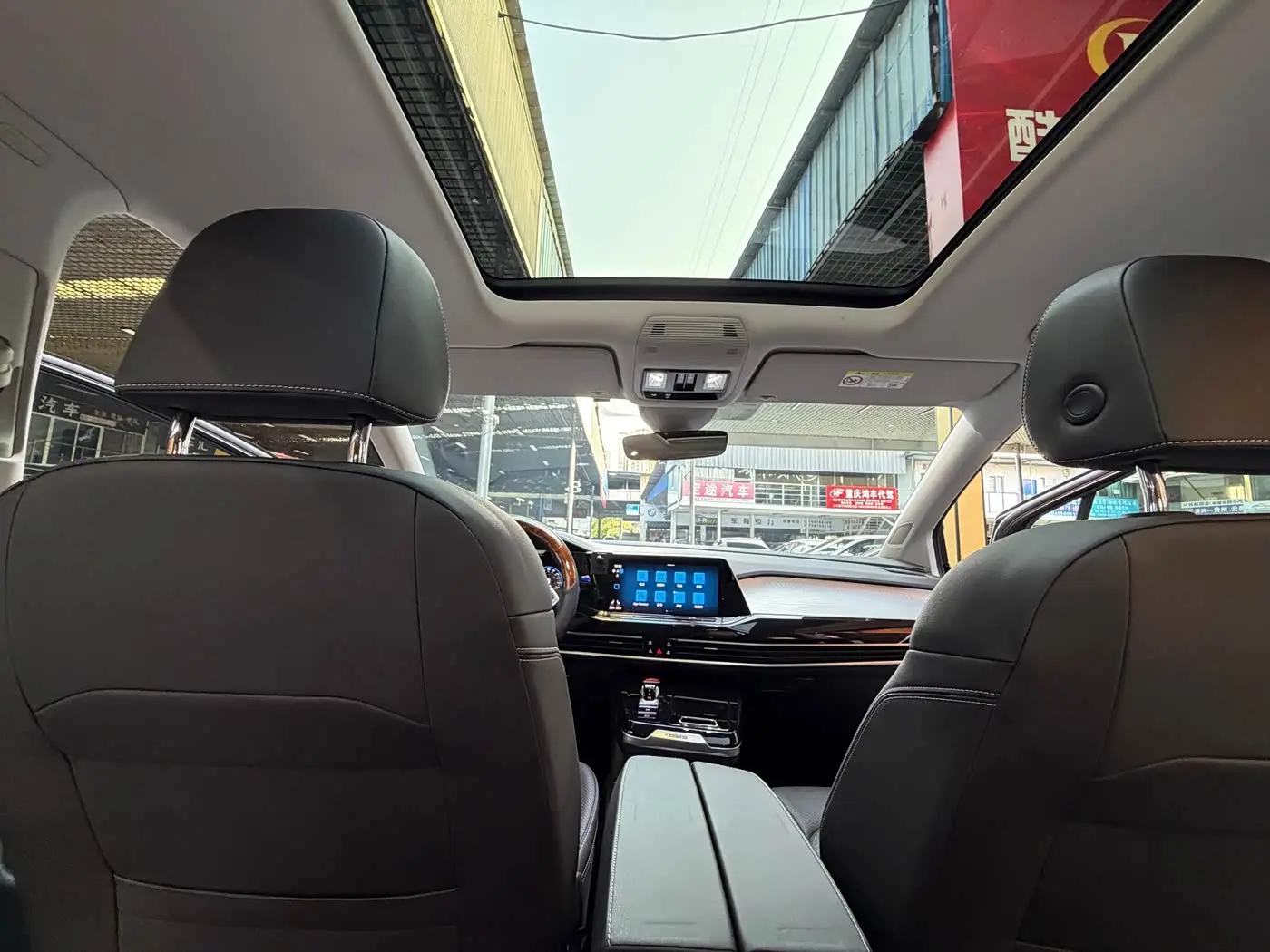 Volkswagen Talagon 2025 — Şəkil 19/20