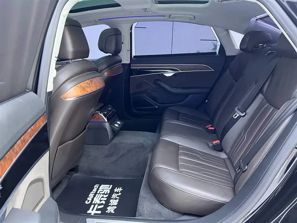 Audi A8 2019 — Photo 17/20