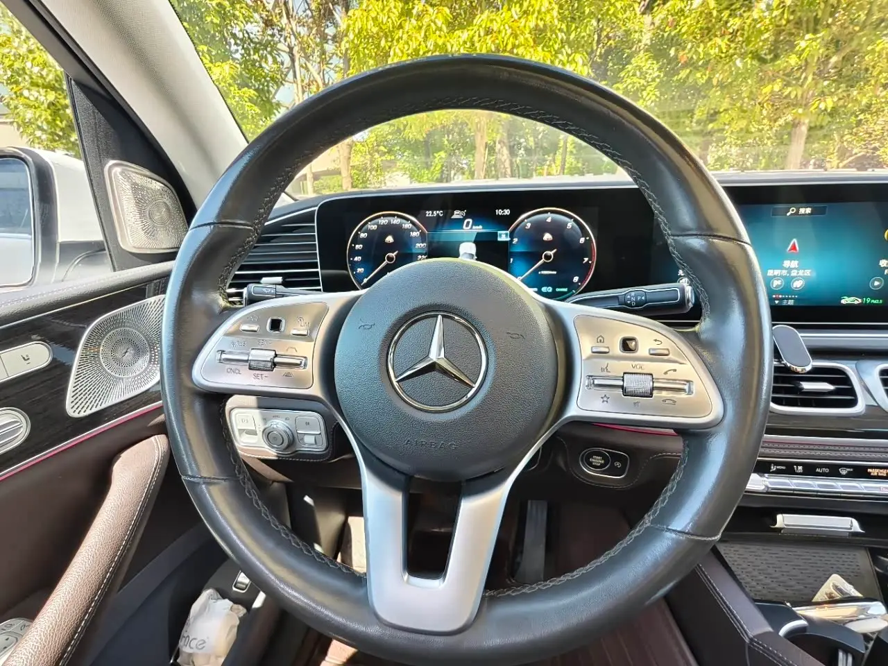 Mercedes-Benz GLS 2020 — Photo 8/15