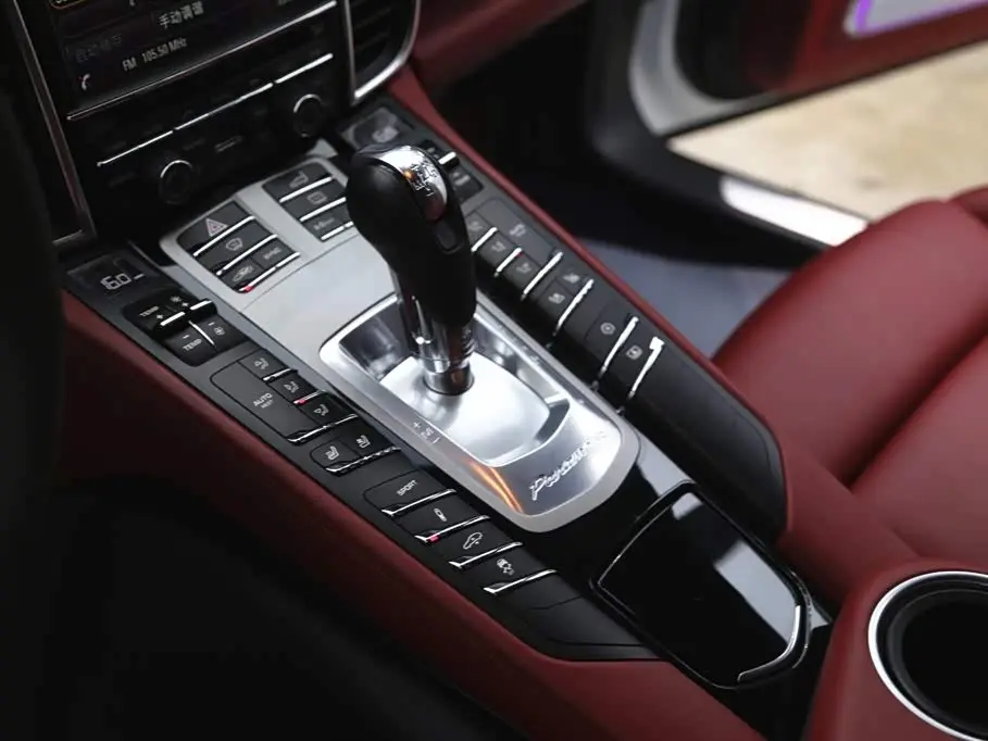 Porsche Panamera 2016 — Şəkil 15/20