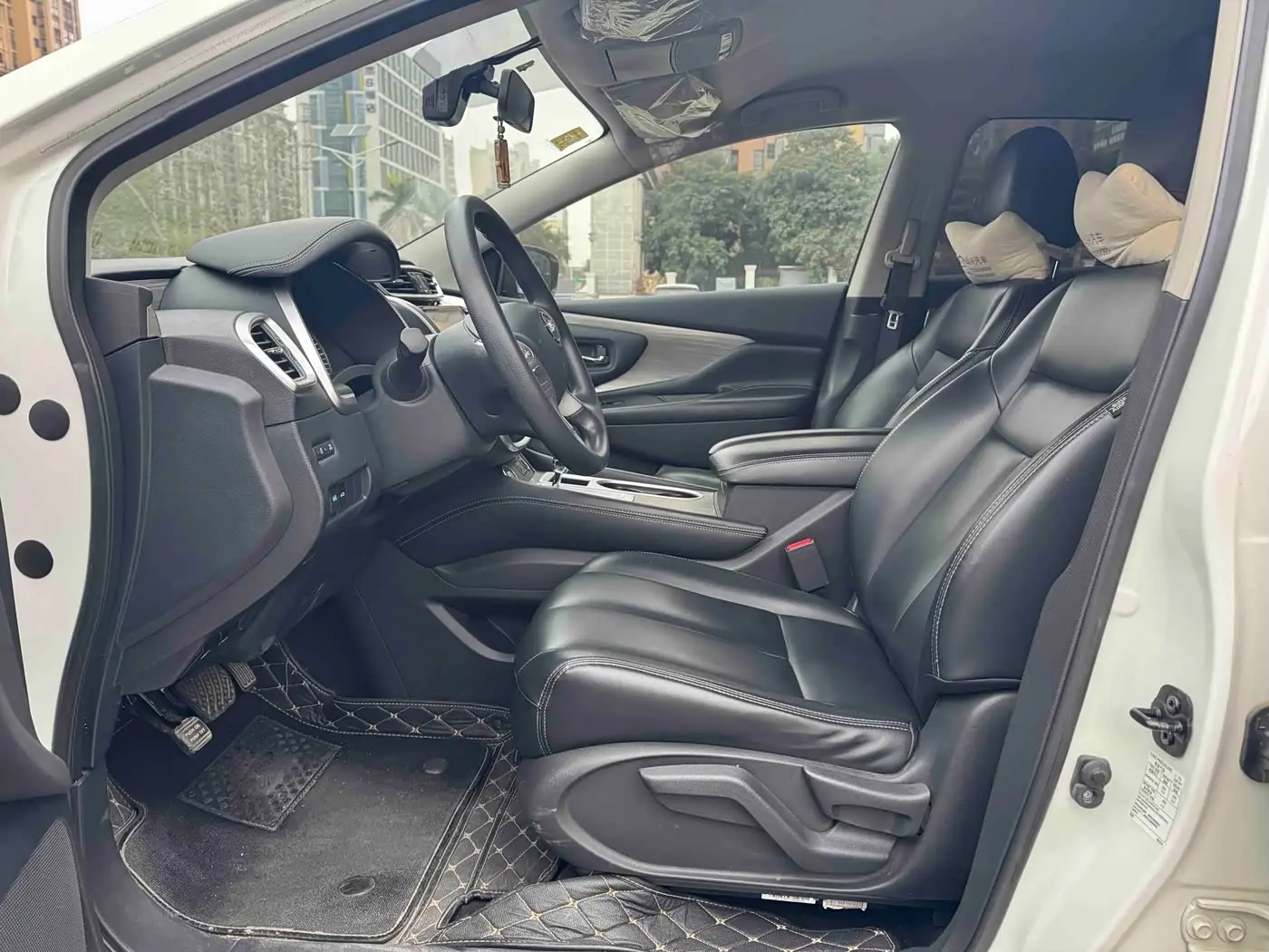 Nissan Murano 2022 — Photo 3/9