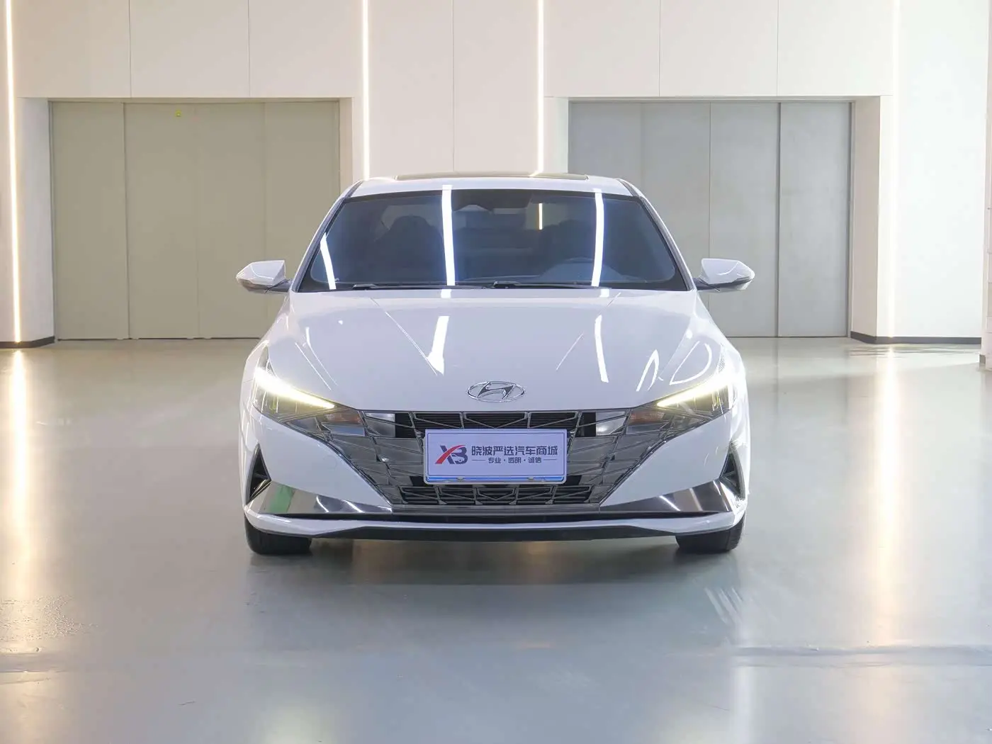 Hyundai Elantra 2023 — Şəkil 5/18