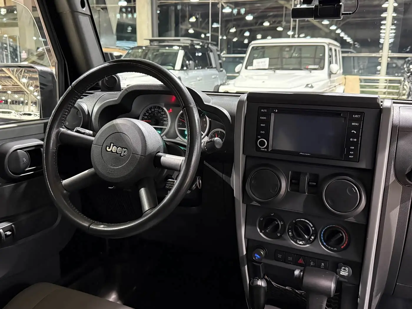 Jeep Wrangler 2010 — Photo 7/14