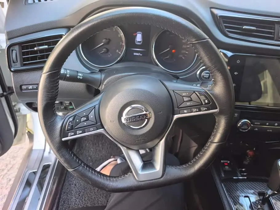 Nissan X-Trail 2019 — Şəkil 15/16