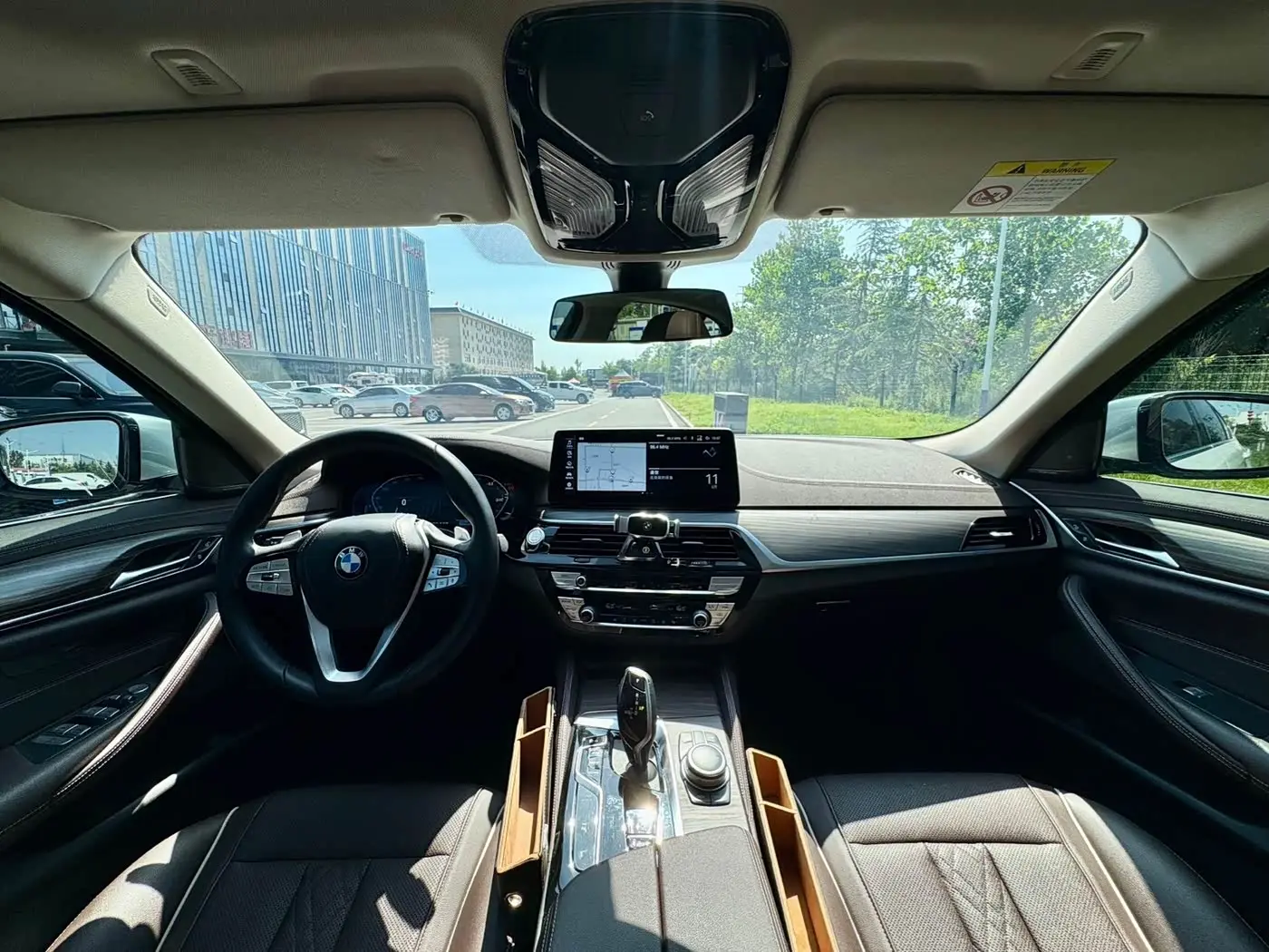 BMW 5 Series 2023 — Photo 3/18