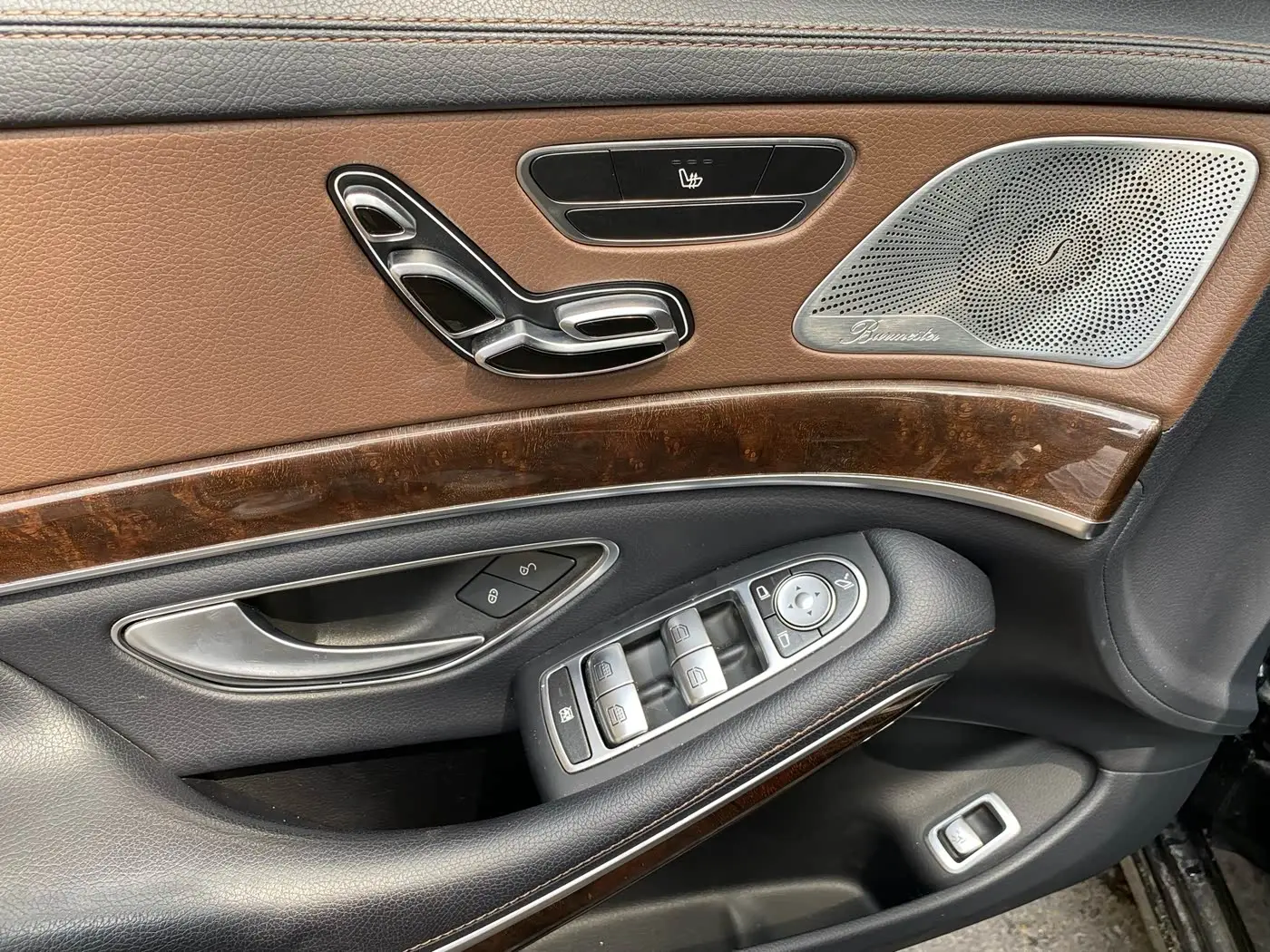 Mercedes-Benz S-Class 2019 — Photo 14/20
