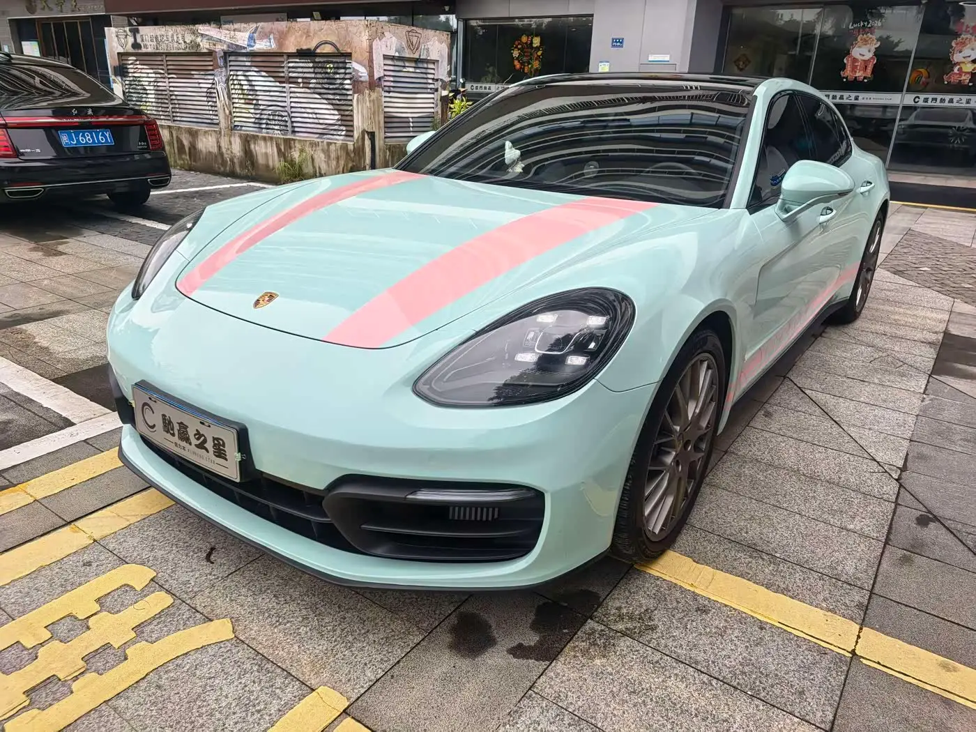 Porsche Panamera, 2023