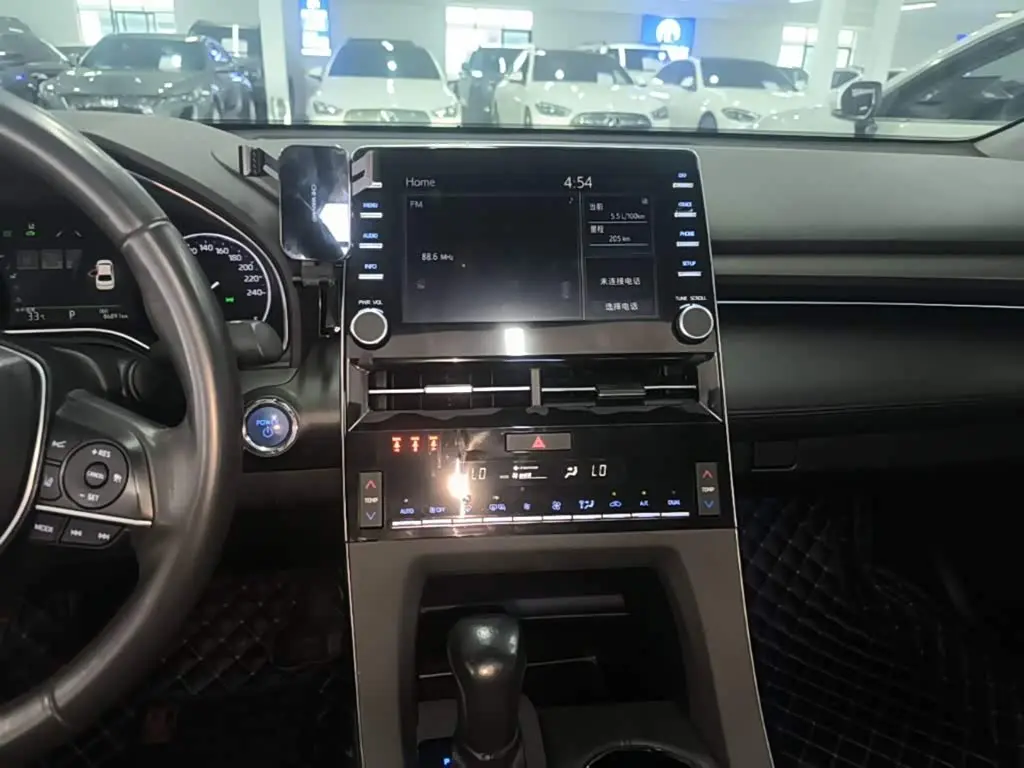 Toyota Avalon 2021 — Photo 13/20