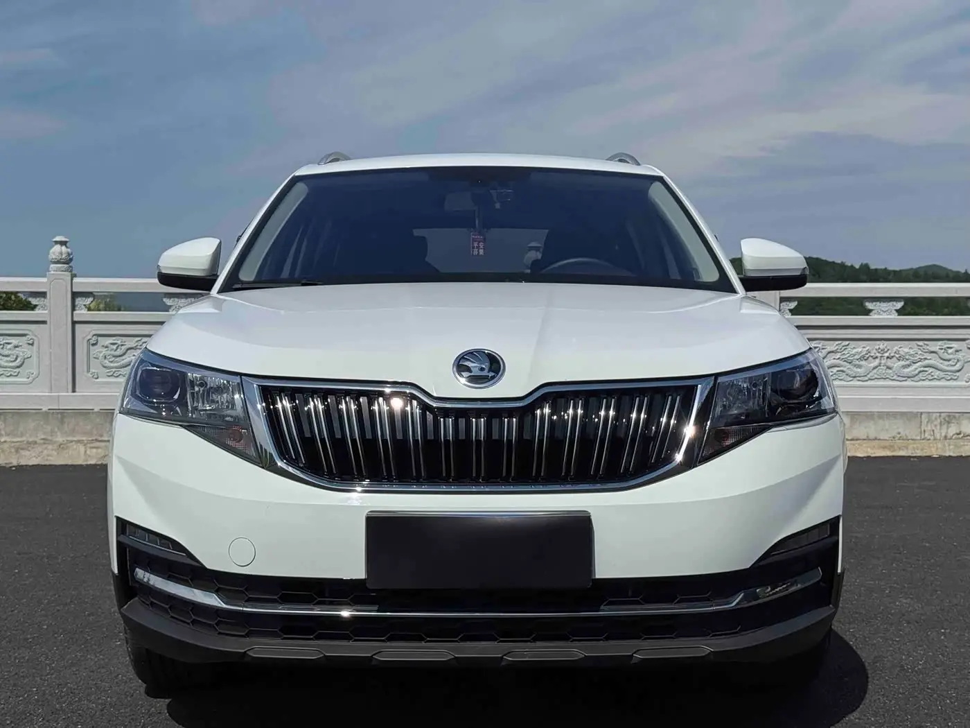 Škoda Kamiq 2023 — Фото 2/20