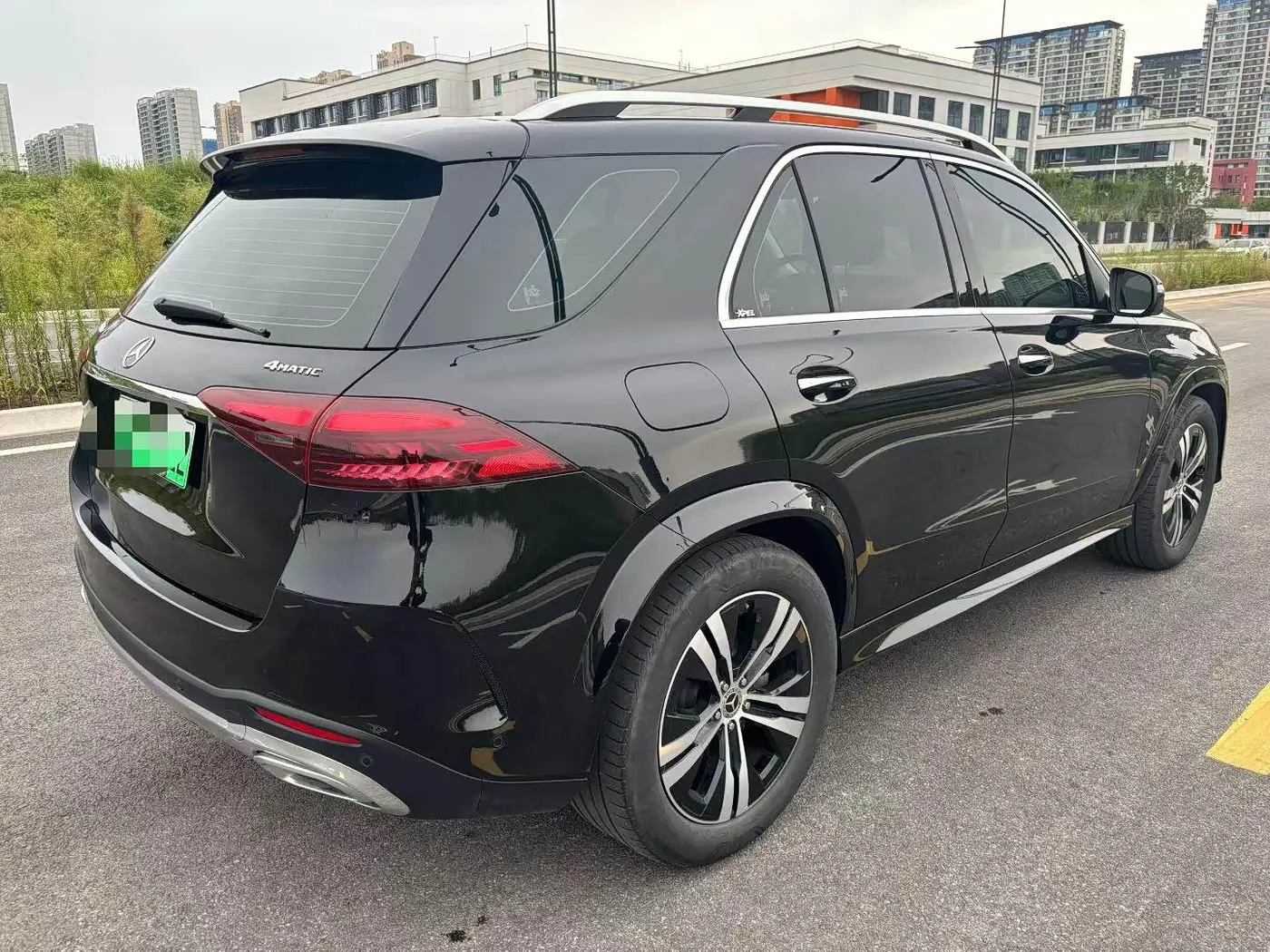 Mercedes-Benz GLE New Energy 2024 — Photo 7/9