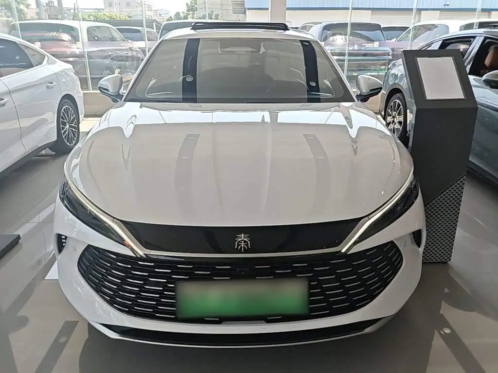 BYD Qin L 2025 — Photo 3/20