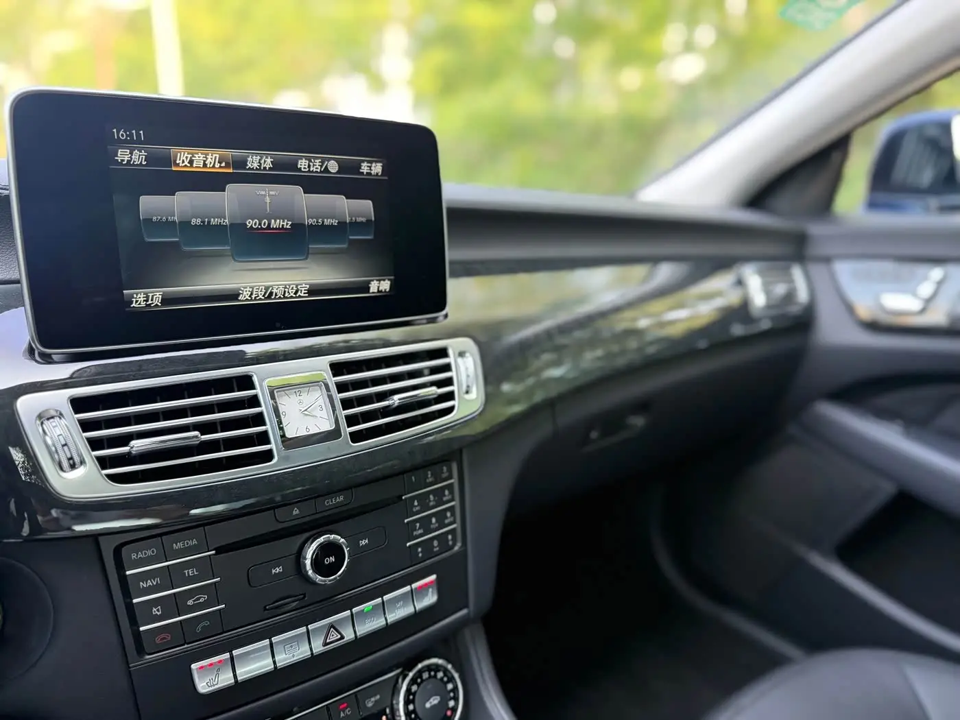 Mercedes-Benz CLS 2015 — Фото 14/18