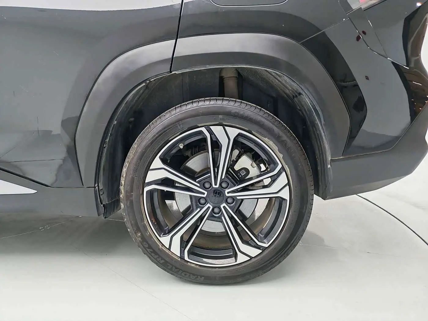 Geely Galaxy Galaxy L7 2024 — Фото 12/20