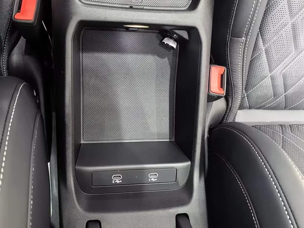Audi A5L Sportback 2025 — Şəkil 14/20