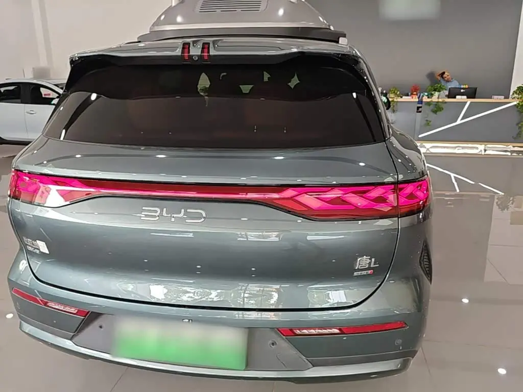 BYD Tang L 2025 — Photo 6/20