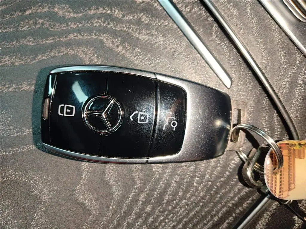 Mercedes-Benz CLS 2020 — Şəkil 17/20