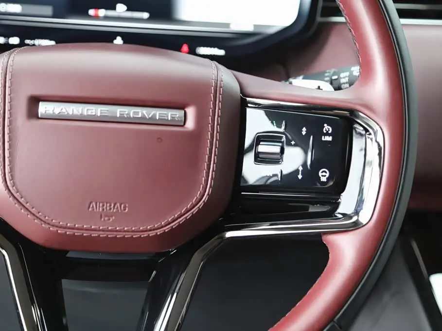 Land Rover Range Rover Sport 2024 — Фото 17/20