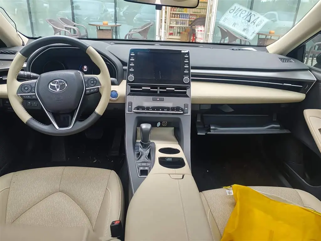 Toyota Avalon 2020 — Photo 4/9