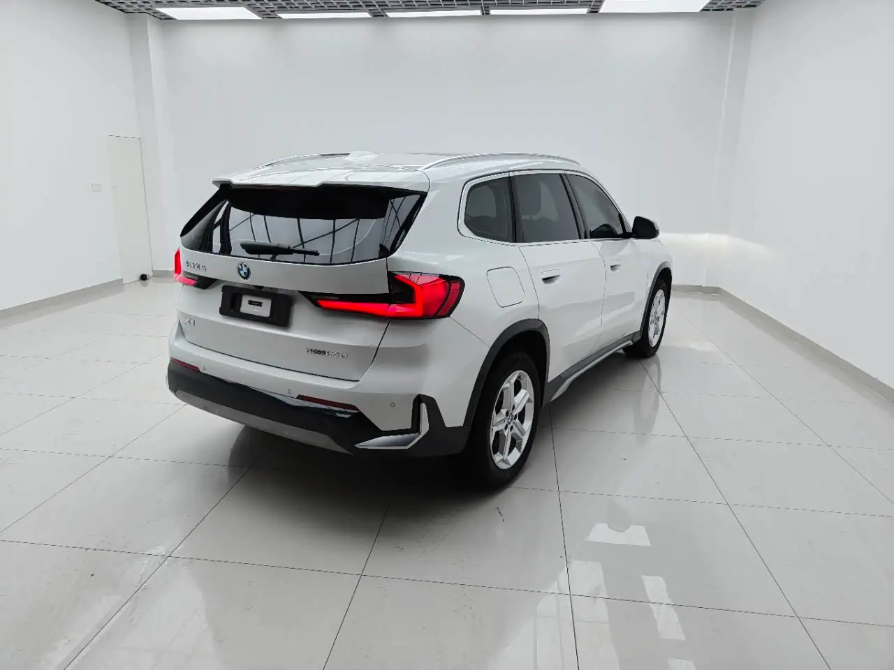 BMW X1 2023 — Фото 5/15