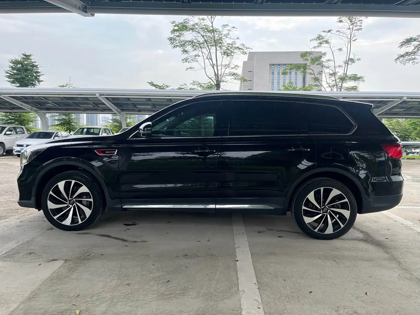 Hongqi HS7 2021 — Şəkil 8/20