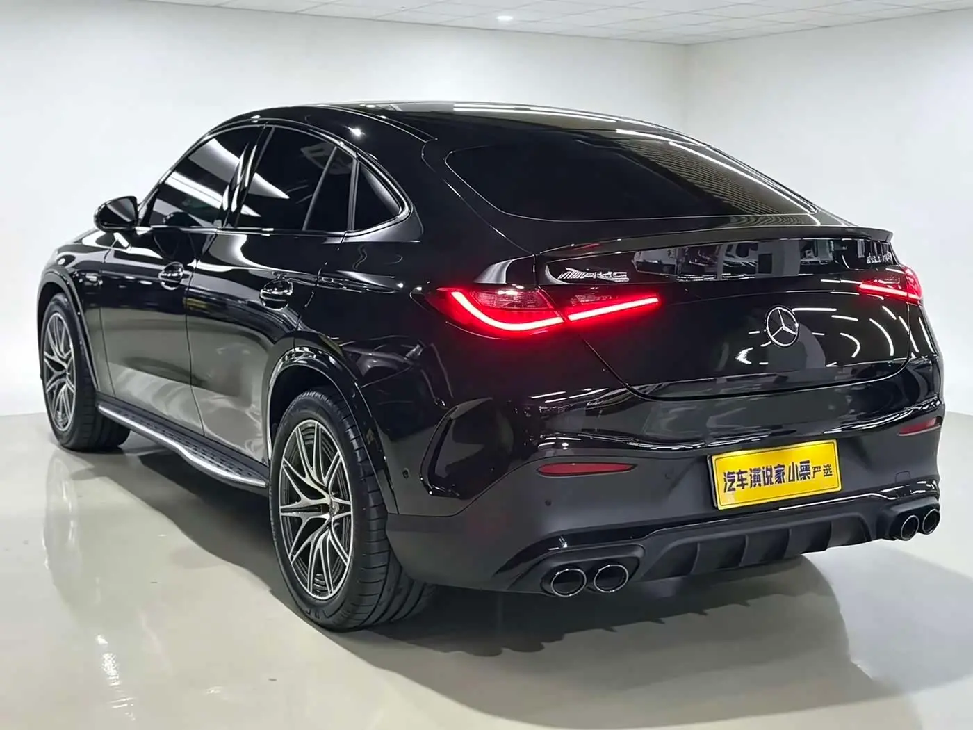 Mercedes-Benz GLC Coupe AMG 2024 — Photo 5/10