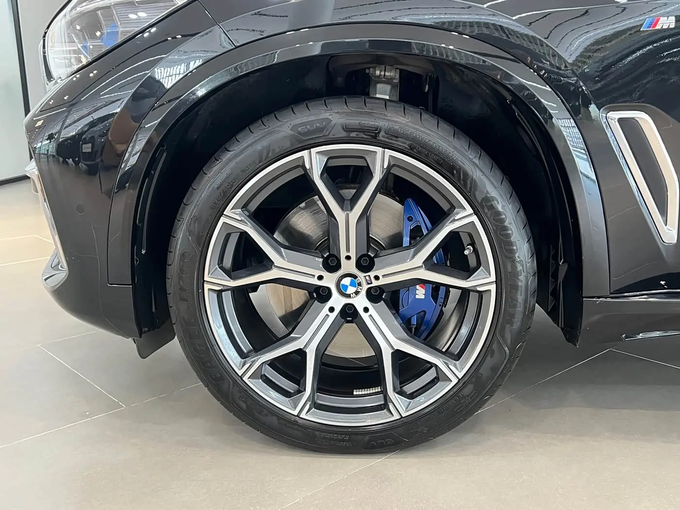 BMW X5 2023 — Photo 19/20