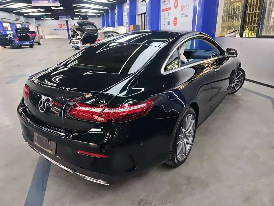 Mercedes-Benz E-Class 2023 — Şəkil 10/13