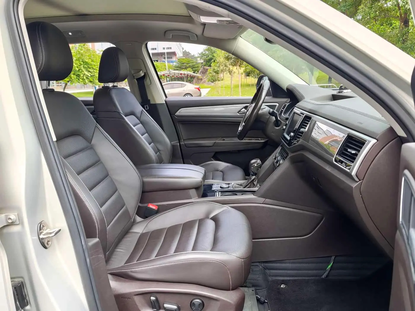 Volkswagen Teramont 2018 — Şəkil 8/20