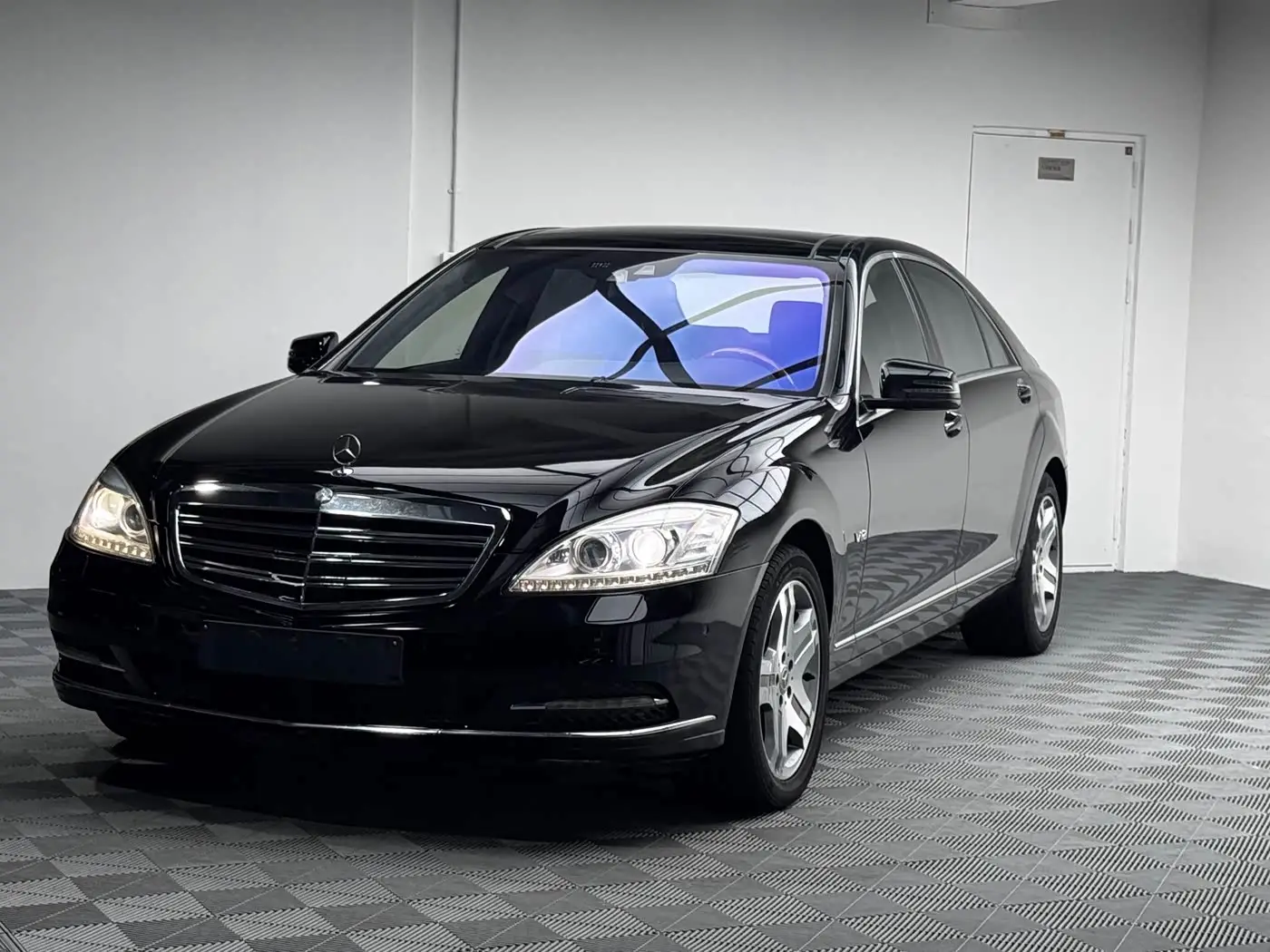 Mercedes-Benz S-Class, 2012