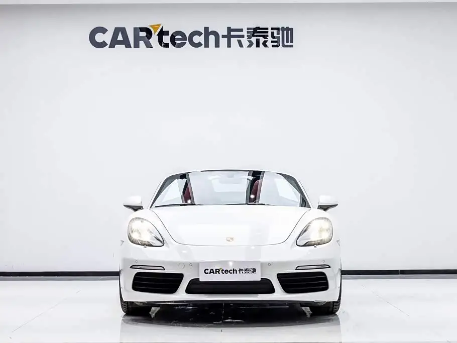 Porsche 718, 2022
