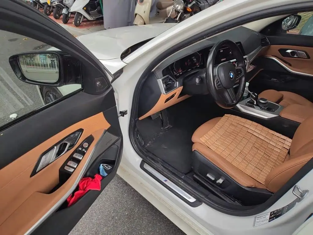 BMW 3 Series 2020 — Şəkil 14/20