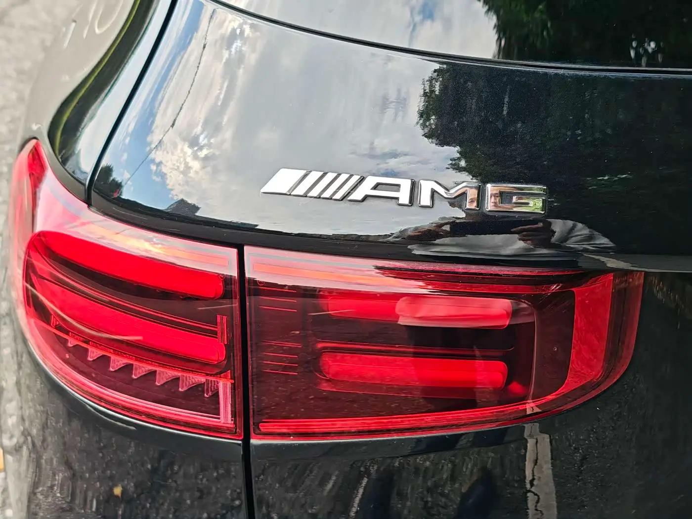 Mercedes-Benz GLB AMG 2026 — Photo 16/20