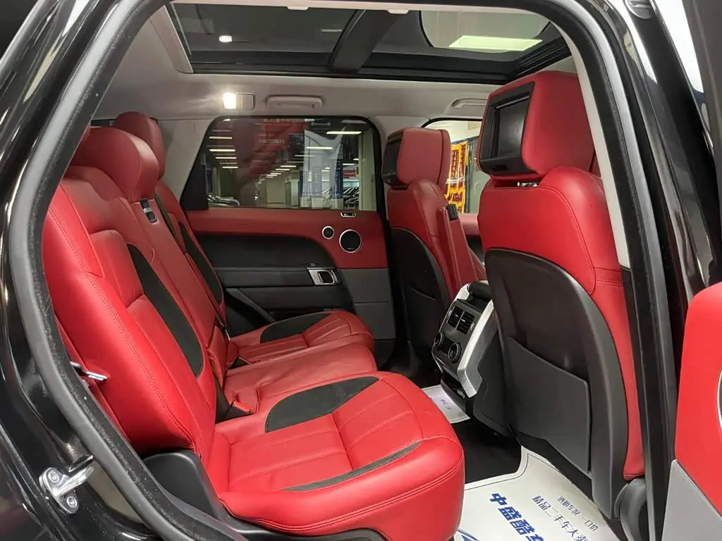 Land Rover Range Rover Sport 2021 — ფოტო 18/20