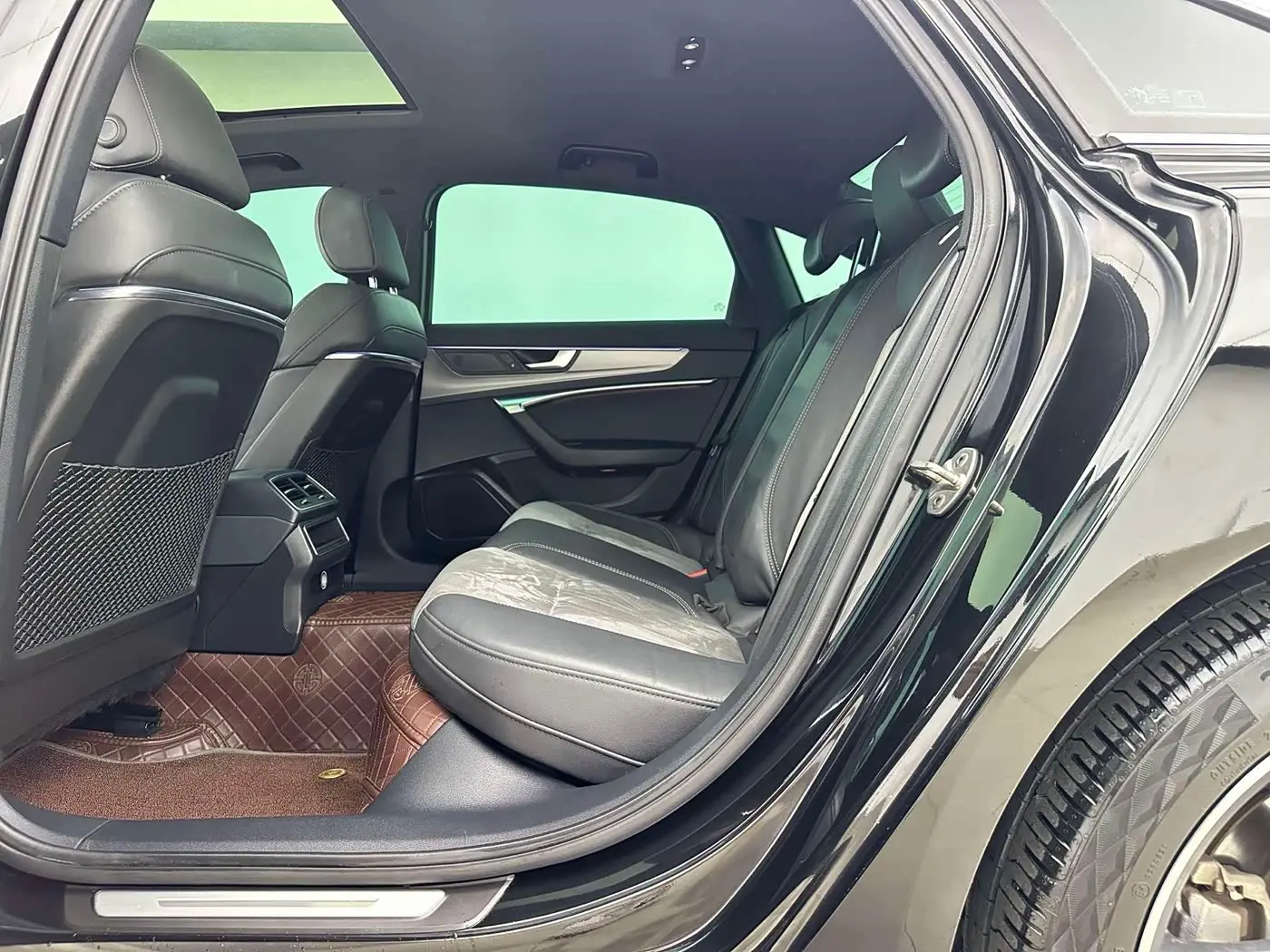 Audi A6L 2021 — Photo 5/13