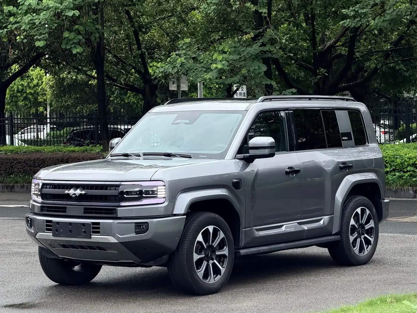 Fang Cheng Bao Leopard 5, 2025