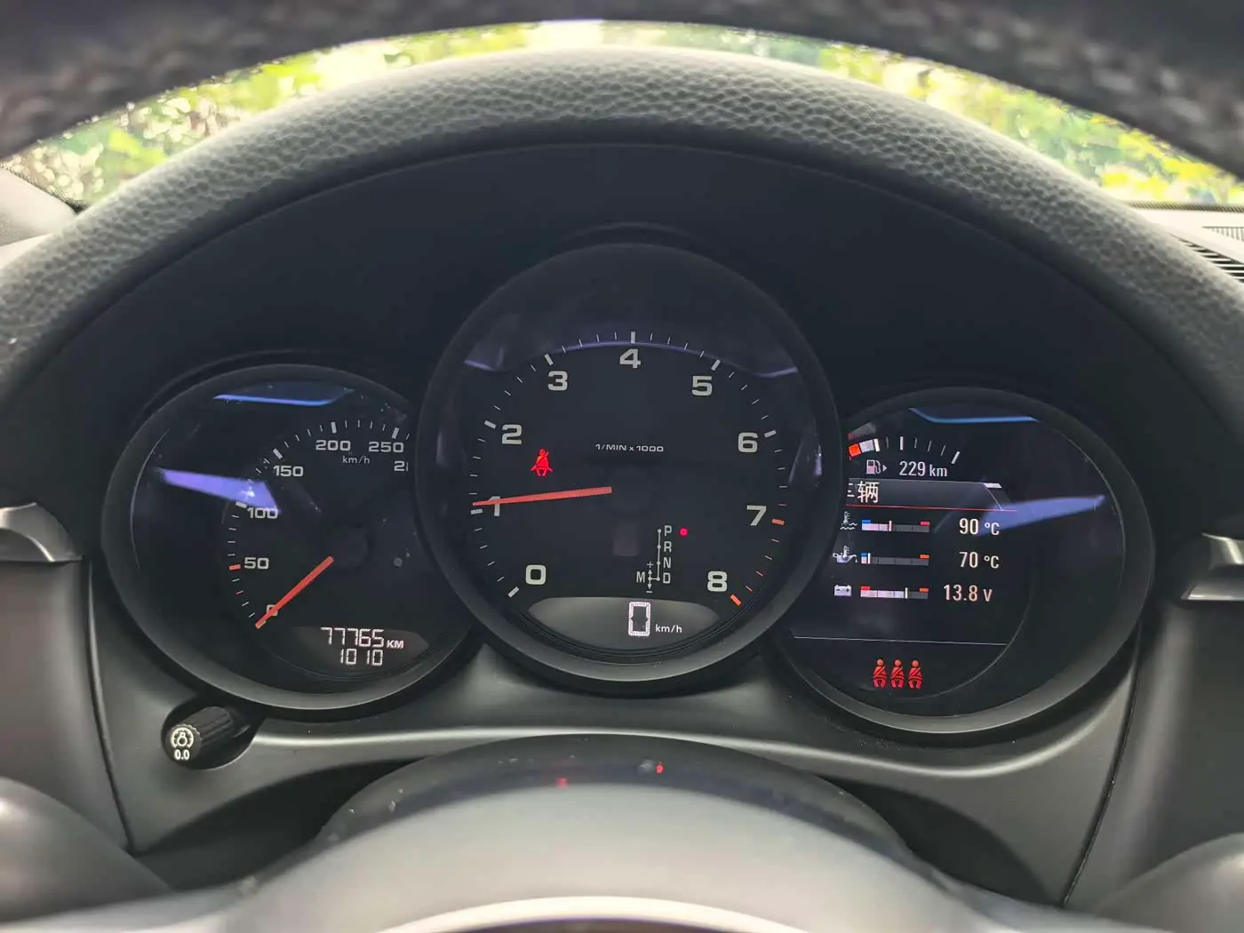 Porsche Macan 2022 — ფოტო 5/15