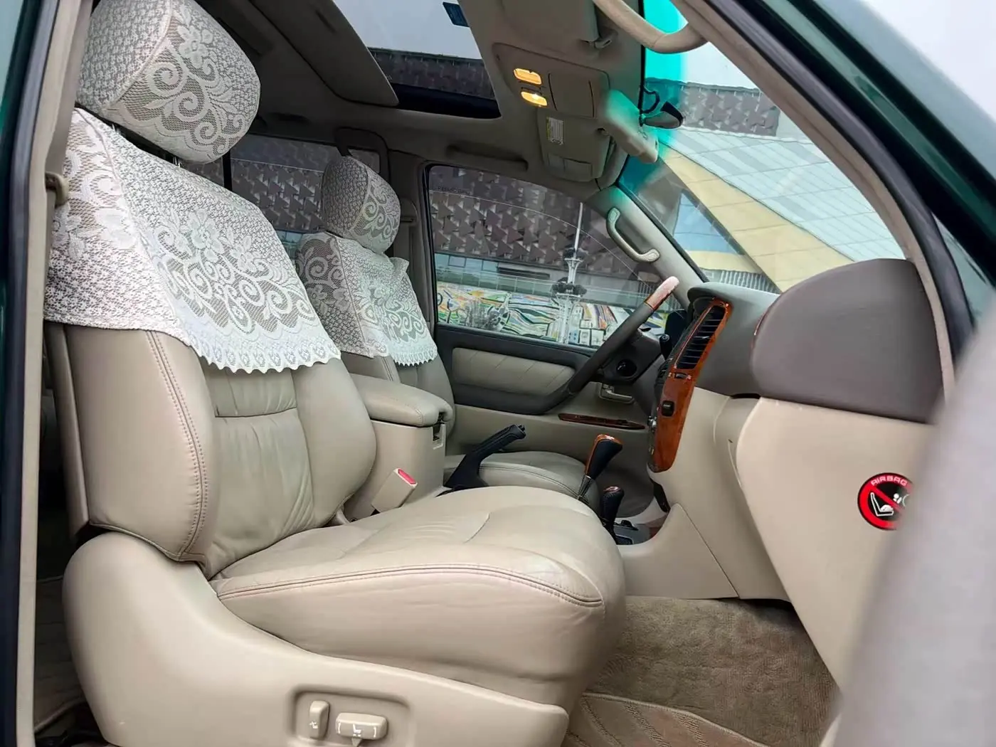 Toyota Land Cruiser 2011 — Photo 9/20