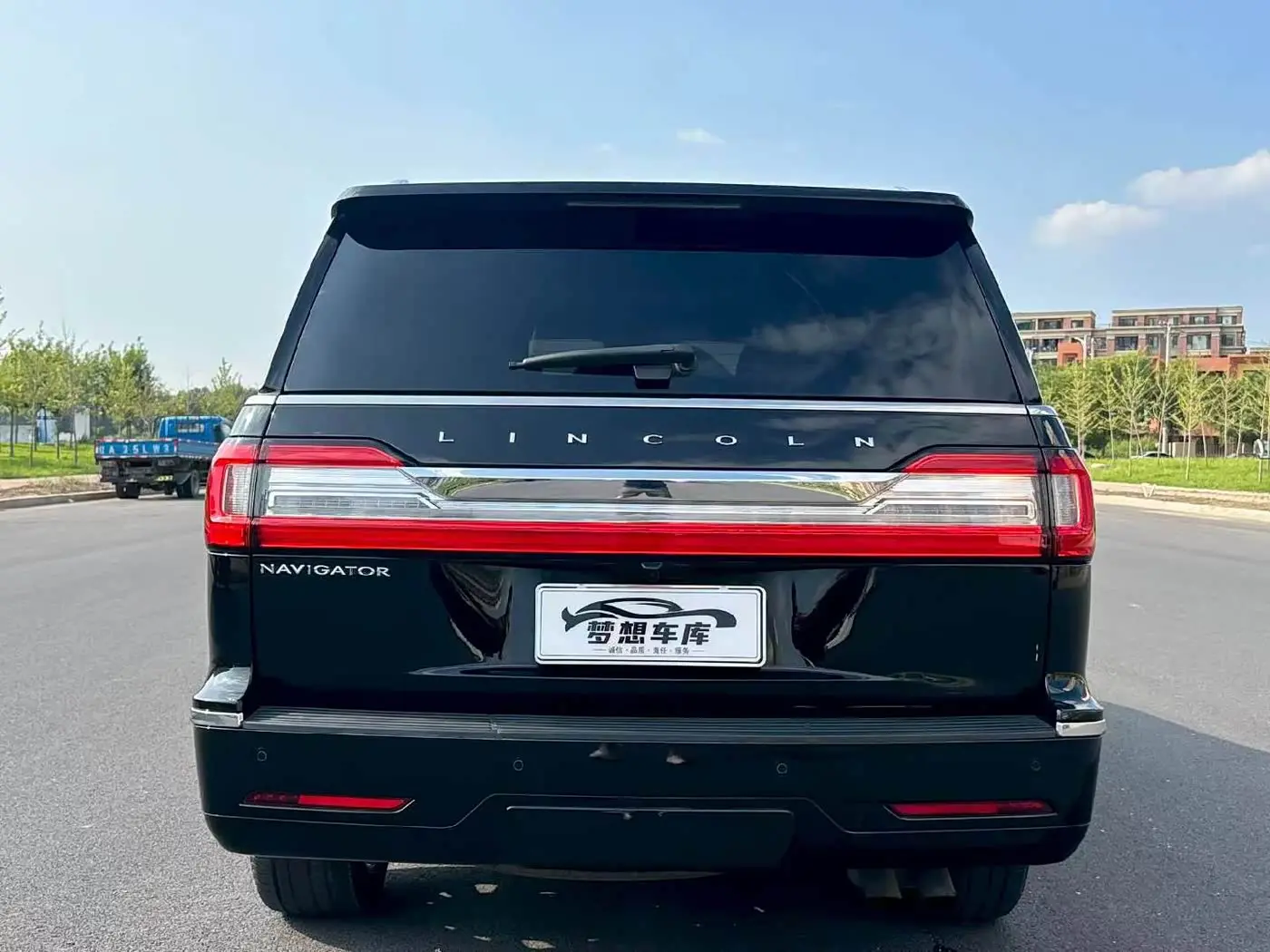 Lincoln Navigator 2018 — Фото 8/9