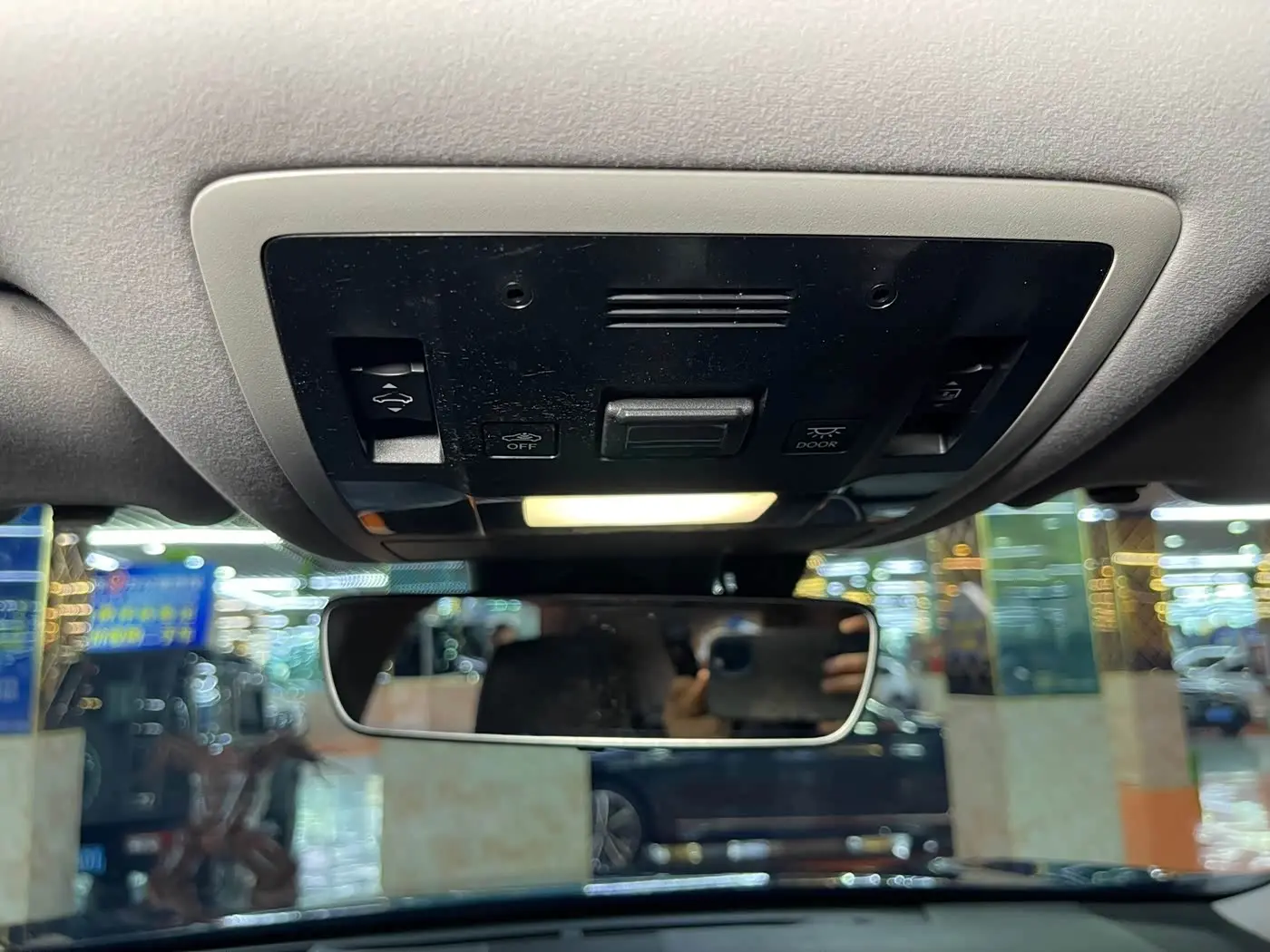 Lexus RX 2020 — Şəkil 12/17